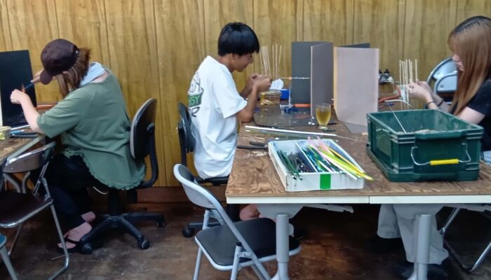 家族でトンボ玉体験