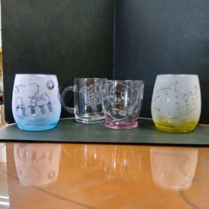 ごごからの作品でパソコンに写っていたデザインを使用しています。